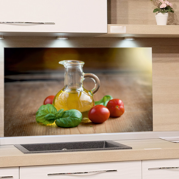Spritzschutz aus Glas Ölkrug Tomate Basilikum Beispiel in der Küche Spritzschutz aus Glas Ölkrug Tomate Basilikum Beispiel in der Küche
